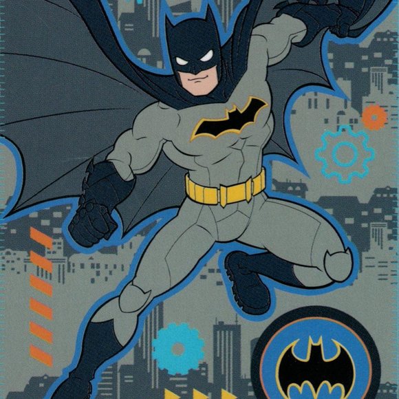 Batman Fleece Throw Blanket Measures 46 x 50 Inches - Picture 5 of 5